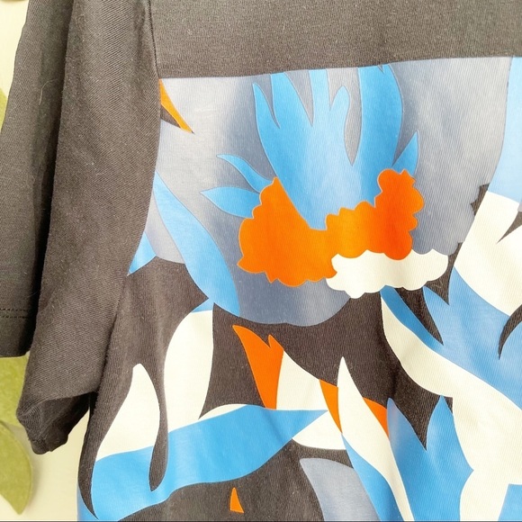 Hugo Boss Floral Color Block Tee - Picture 2 of 7